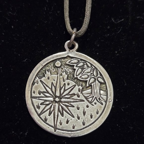 SIDHE Celtic Sterling Silver 925 Birth Charm Pendant Tree Star - Picture 1 of 8